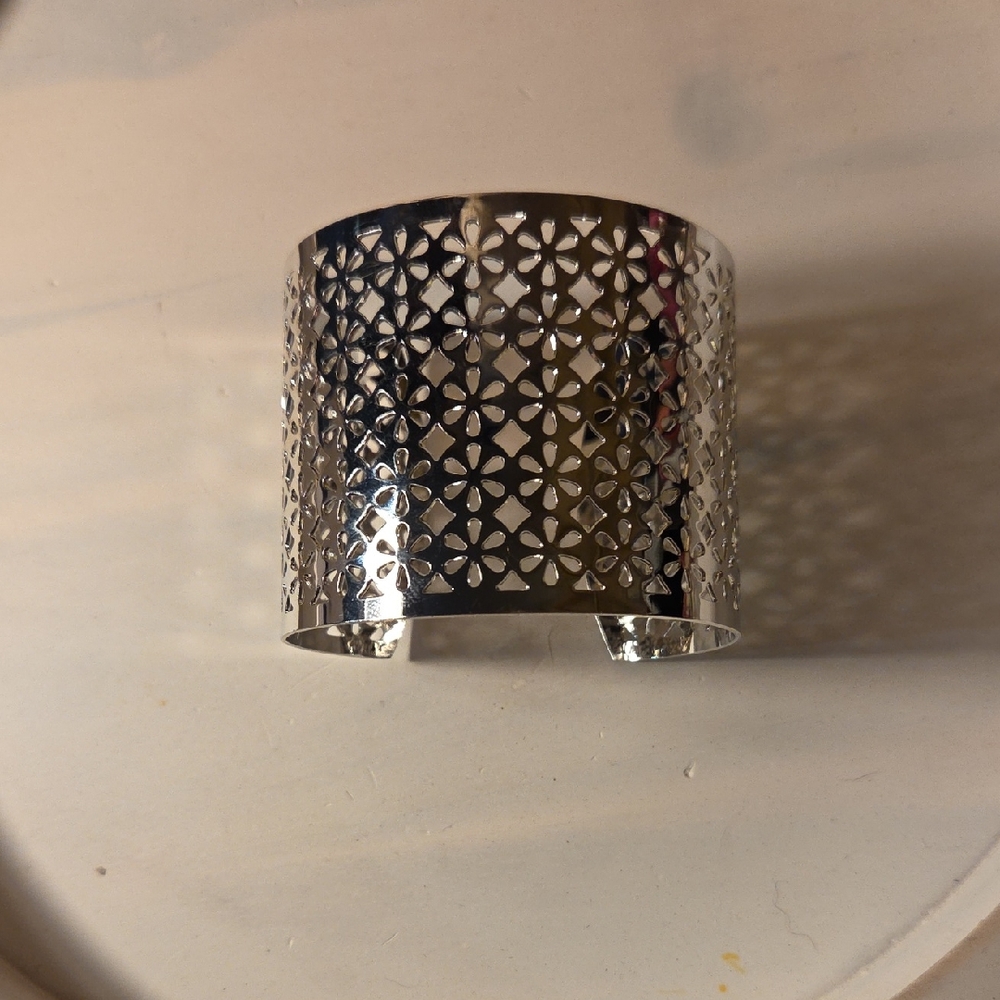 5 For 25 Elegant Silver Cuff Bracelet